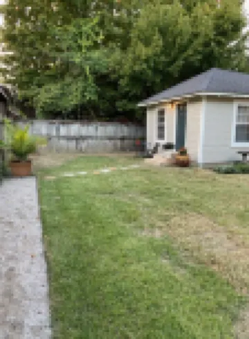 Newly renovated backhouse in the heart of Memphis' historic Evergreen District.