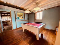 A Unique Tudor Manor House dating from 1547 Hotels in Faversham