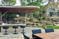 The River Palace - A Genius Getaway