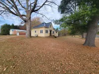 Hillsboro Driftless Guesthouse is cozy and ready for you! - 3 stjerner