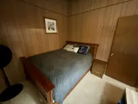 Cozy Cabin on Lake Sutherland with hot tub, huge dock and kayaks!