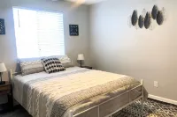 Casa Blanca Retreat, 3 BR Home w/ A/C & Free Wi-Fi Hotel in zona Patterson Observatory