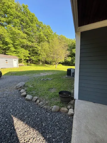 Rustic Family Retreat Getaway Pet friendly.