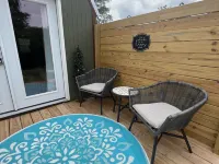 Star glazing Tiny house off grid peaceful Stone Mountain State Park and Fire pit Hotels in Traphill