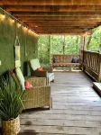 Big South Fork! Peaceful, Relaxing, On the Trails…Six Decks ~ Nature’s Paradise!