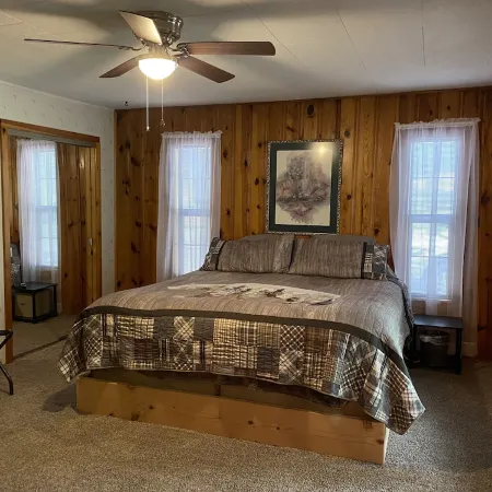 Your going to fall in love with this cabin.outstanding for family,multi families
