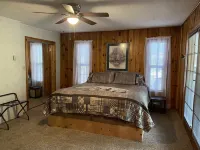 Your going to fall in love with this cabin.outstanding for family,multi families