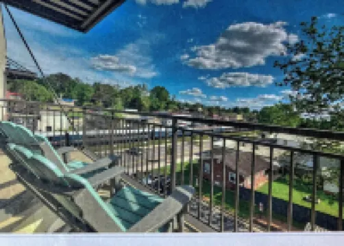 SHOP, DINE, UNWIND…All In Downtown Blue Ridge!