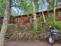 The Blue Loon Cabin and pontoon in Northern wi