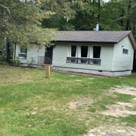 Entire house steps from the beach