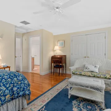 Chatham-Walk to Town/Beach-Multi Family Friendly