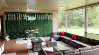 BellaLuna sleeps 22!!! Massive home for groups centrally located from 5 venues!