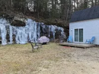 The Outlet House, Comfortable Cottage