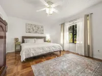 Spacious Home Prime Location of St. Augustine: Pool, Hot Tub, & Fire Pit