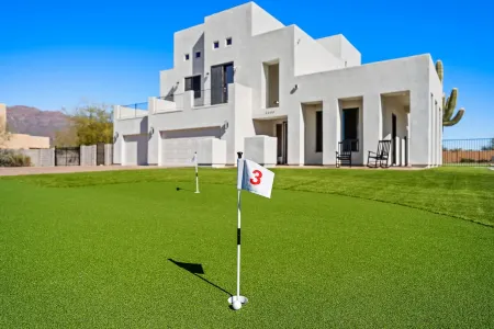 1+ Acre 5 Bedroom Desert Oasis with Pool and Mountain Views!