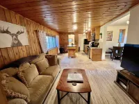 Charming Cabin on Dream Property