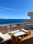 Thegoldsand Salions, Tossa de MarApartment in private cove. Hotel a Tossa de Mar