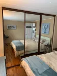 Sandy Point Shalom Cabin- Ocean view and access - 20 mins from Bellingham 벨링햄 국제공항 주변 호텔