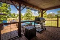 5 acre Paradise-Shawnee Wine Trail, Pool, Pond, Firepit, Pet Friendly - 홈스테이