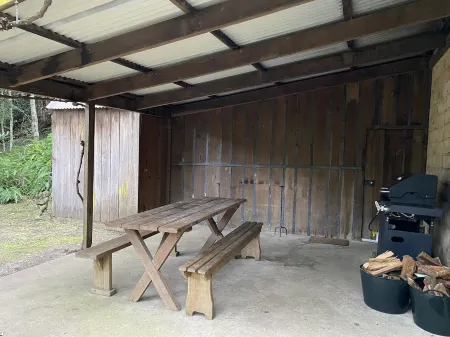 Mud Brick Cottage @ Hidden Valley Retreat Cottages