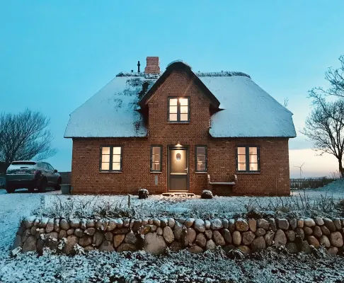 Behind the dike - directly in front of the North Frisian Islands