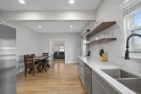 Sweet retreat minutes from Grand Rapids