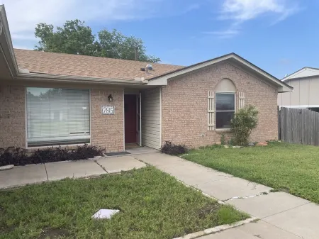 Sweet Home/Ft. Sill- 6 minutes/11 guests/4 BEDR/5QBED/2FBA/Pet Welcome