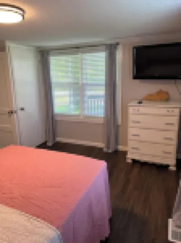 Cozy modern farmhouse w/ garage- Only 5 miles to Lake Cumberland!