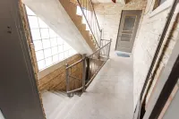 Relaxing 2BR Apartment in Lively West Rogers Park Hotels near Indian Boundary Park Cultural Center