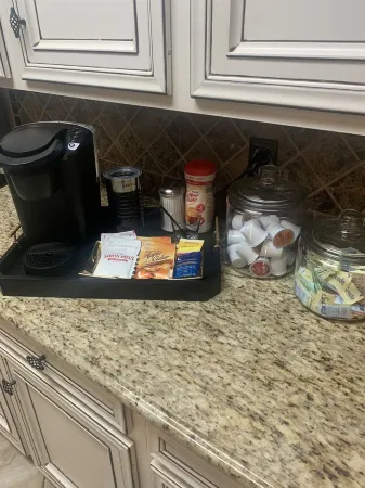 Centrally located, elegant, spacious, home, large screen tv, pool & ping pong!