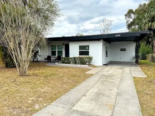 Cozy Home w/ Game Room Villages and Lake Harris Отели в г. Лисберг