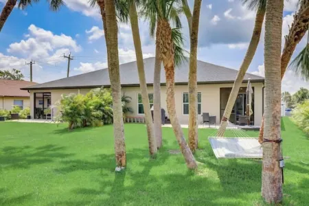 Modern Vacation House