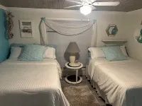 Newly remodeled lake home ! Steps away from the beautiful pike lake chain