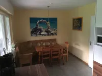 Large apartment near Bonn/Cologne, nature & city, WLAN, terrace, parking lot