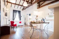 White House in the historic center of Orvieto - parking included