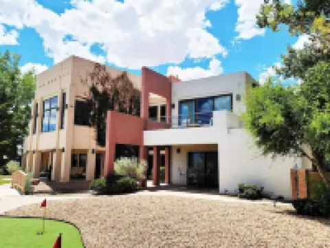 #1 BEST VIEWS! Huge, Luxury Contemporary Home + HEATED POOL Hotels in Rio Rancho