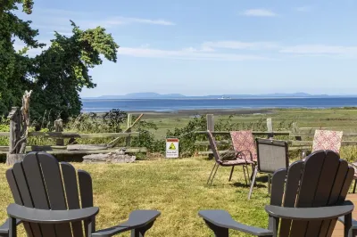 Experience Sequim Charm & Amazing Lighthouse Views, by the Olympic National Park