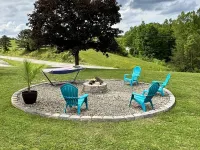 The Cozy Den Hotels in Menifee County