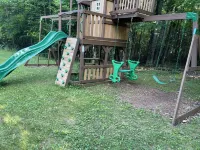 Chalet on Manistee River with amazing backyard pond. 5 minutes from Fife Lake.