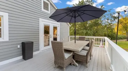 Your home away from home in downtown, historic Farmington!