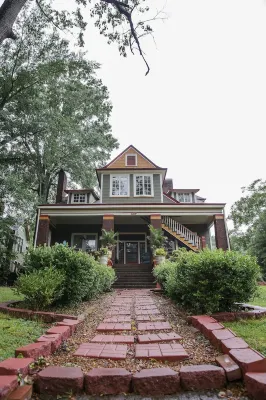Bear House 1890, Stinson Suite, Perfect Getaway, Walk to Cafes, Outdoor Activity - Condos