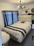 Captivating 4-Bed House in Wakefield Hotel di Wakefield