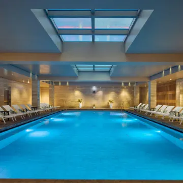 Hotel de Bourgtheroulde, Autograph Collection