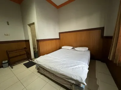 Maribaya Indah Hotel Tasikmalaya Hotel dekat Rest Area Wisata ARIFIN Manasik Center Pesawat Resto