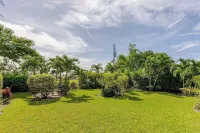 Luxurious Villa with Pool, Close to Sanibel Island