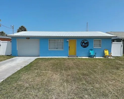 Water Front Home on Canal; Access to the Gulf of Mexico. Hotels in Hudson