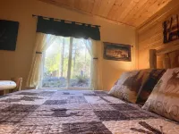 The River House:  A quiet getaway with Stunning Mountain views. Hotels in Ashford