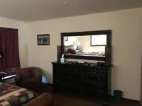 300 yards to Peru lift @ Keystone, sleeps 6, spacious end unit condo