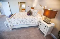 New 4BR Beach Block Home-Location, Location, Location! - balcón