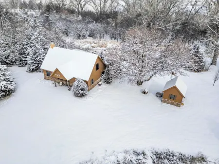 Rustic Cottage Retreat Отели в г. Коллинс